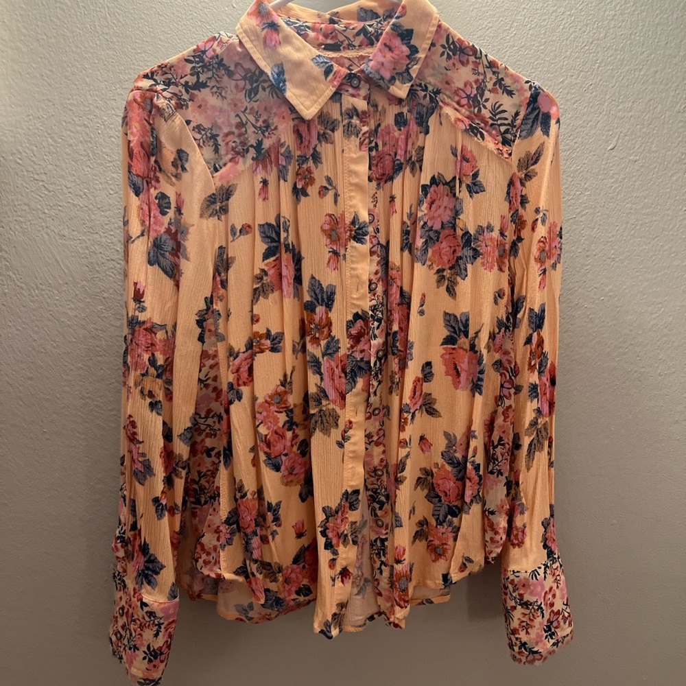 Floral Pleated Button-Front Blouse - Cream with Pink & Blue Flowers
